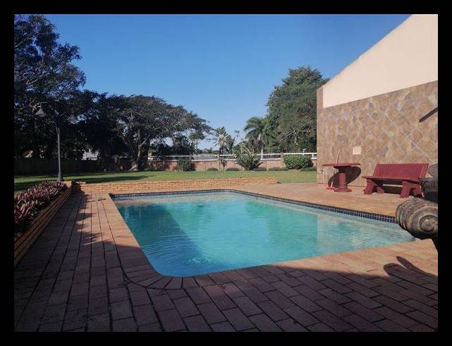 4 BEDROOM HOUSE FOR SALE IN MEER EN SEE